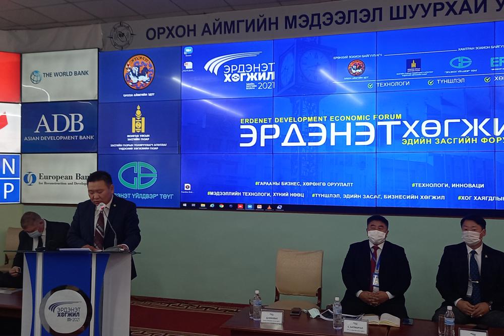 Д.Мөнхбат: Экспортод чиглэсэн хүнд, хөнгөн үйлдвэрлэлийг дэмжинэ
