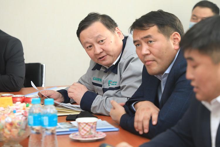 Дахин төлөвлөлт болон орон сууцны төслүүдийг танилцуулав