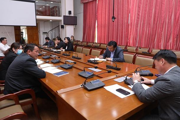 Бүсчилсэн хөгжлийн шинэчилсэн үзэл баримтлалд санал өгөх ажлын хэсэг хуралдлаа