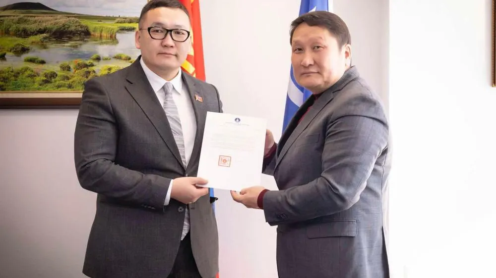 Г.АЛТАНГЭРЭЛИЙГ ОРХОН АЙМГИЙН АРДЧИЛСАН НАМЫН ДАРГЫН ҮҮРЭГ ГҮЙЦЭТГЭГЧЭЭР БАТЛАМЖИЛЛАА