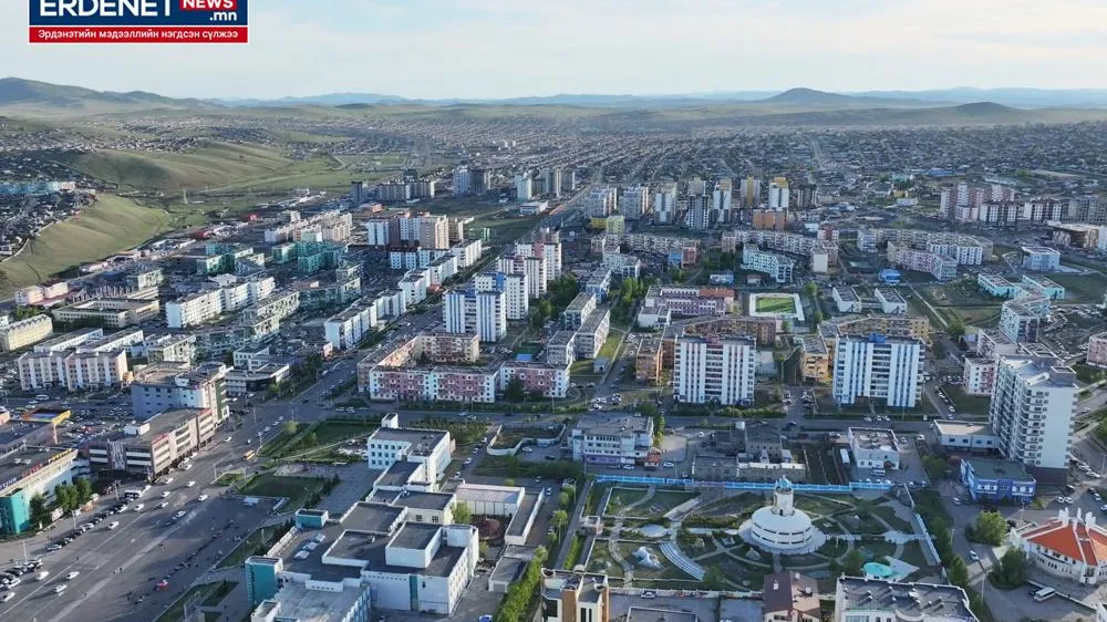 ЭРДЭНЭТ ХОТЫН ТӨВИЙГ УРД, ХОЙД ХЭСГЭЭР НЬ ХААНА
