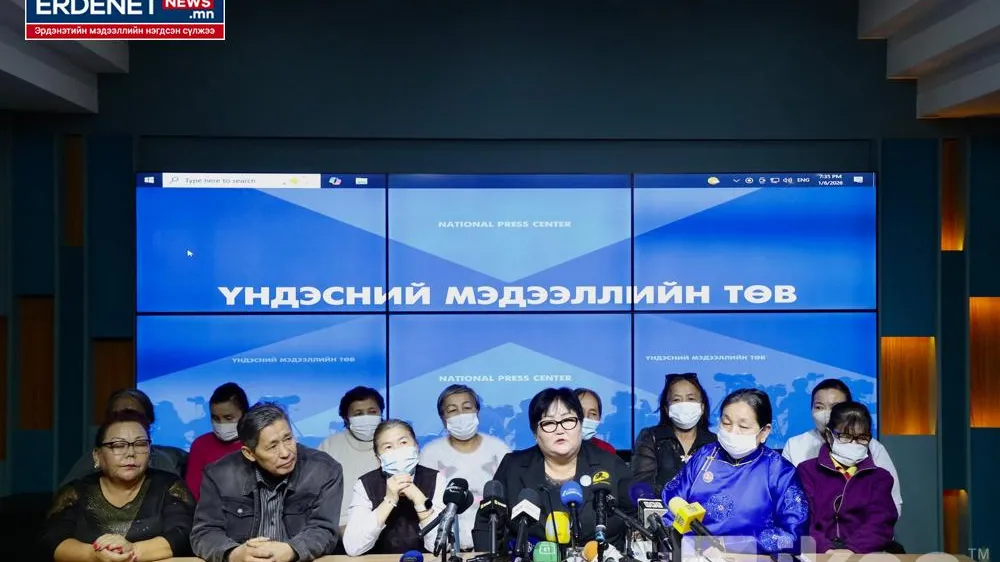 ТЭТГЭВРИЙН ЗЭЭЛИЙН ХҮҮГ БУУРУУЛАХ, УРТАСГАХ ЧИГЛЭЛЭЭР АЖИЛЛАНА
