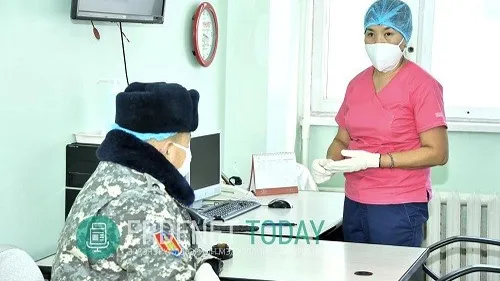 “ЭРДЭНЭТ” СУВИЛЛЫН ЦОГЦОЛБОР 196 ХҮНИЙГ ТУСГААРЛАЛТАД ХҮЛЭЭН АВЧ, АЖИЛЛАСАН БАЙНА